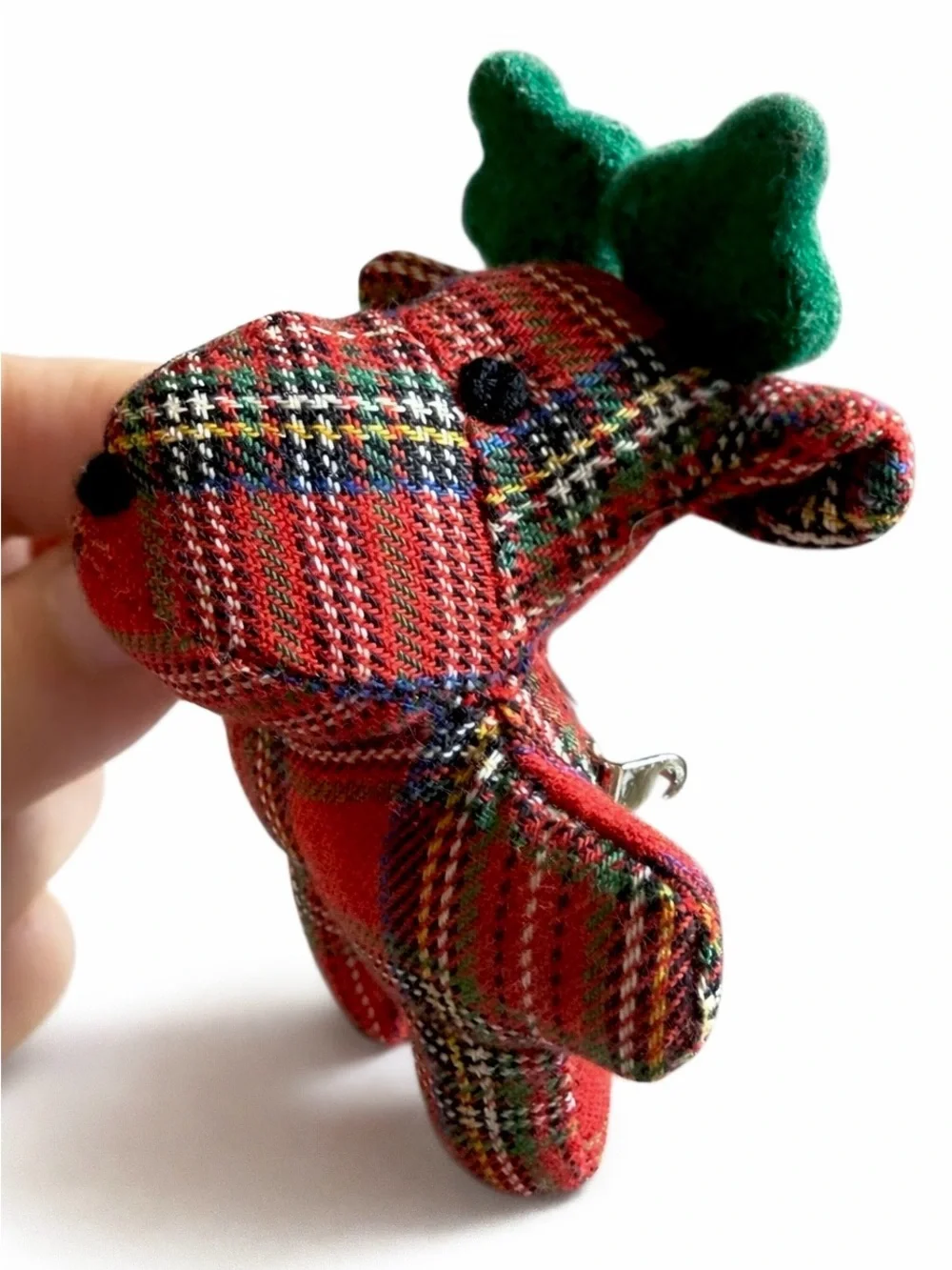 Reindeer Lapel Pin Stuffed Red & Green Tartan Plaid Christmas Holiday Vtg Brooch